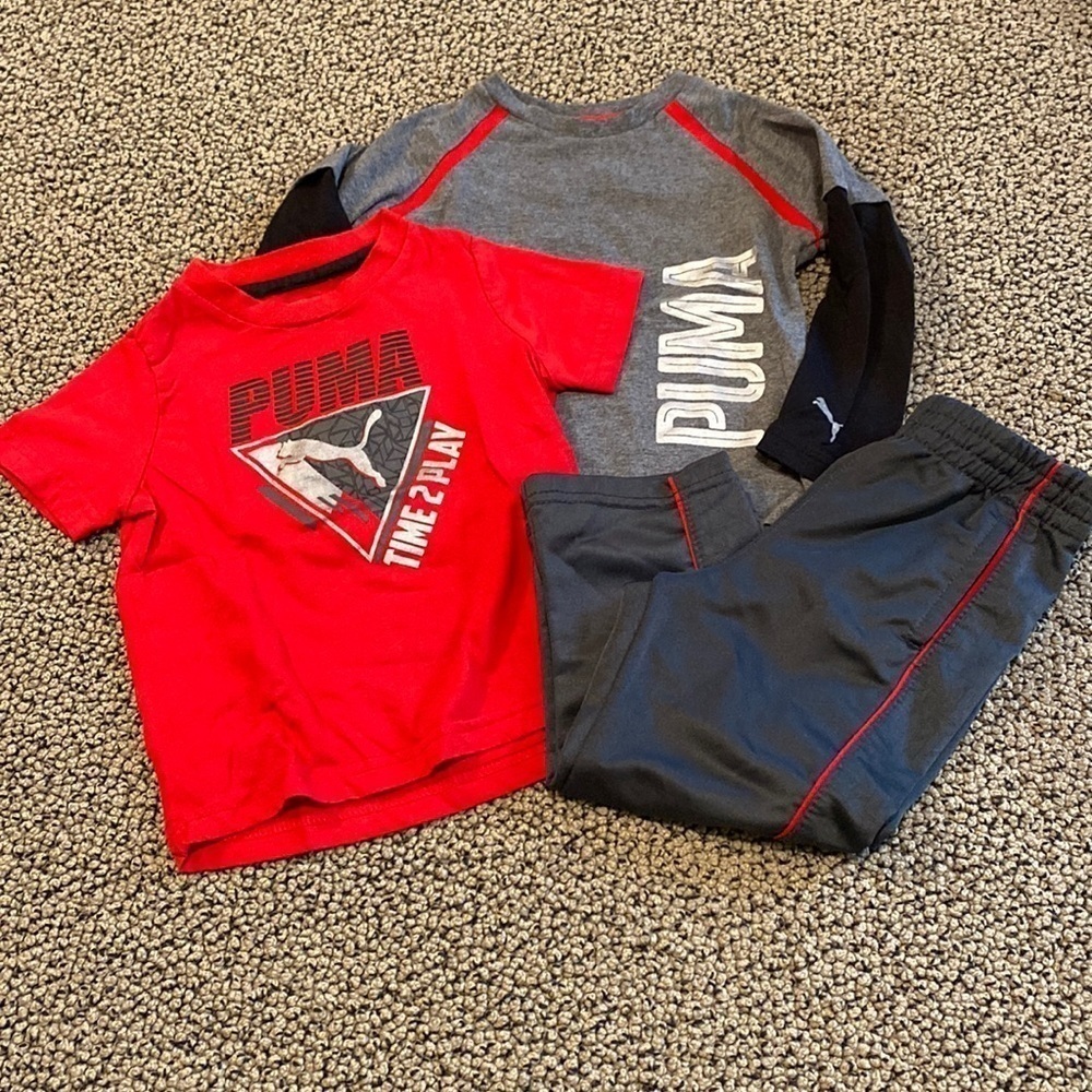 Puma Long & Short Sleeved Shirt & Pants Set Size 18 Months- Like New